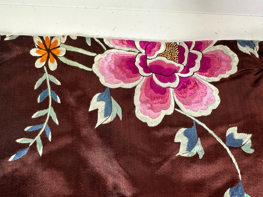 Small Vintage Chinese Silk Embroidered Jacket - See Photos 40.5W X 24L [Photo 9]