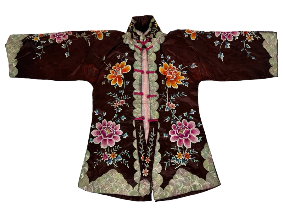 Small Vintage Chinese Silk Embroidered Jacket - See Photos 40.5W X 24L