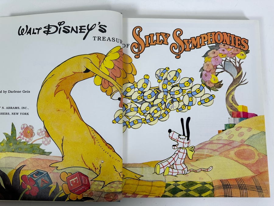 Vintage 1981 Hardcover Book Walt Disney's Treasury Of Stories From Silly Symphonies [Photo 3]