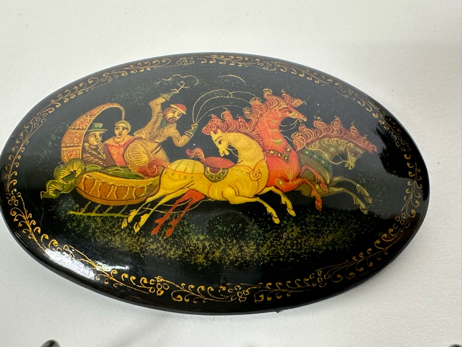 Vintage Russian Jewelry: Hand Painted Signed Russian Lacquer Pin Brooch And Pendant With Matching Earrings [Photo 4]