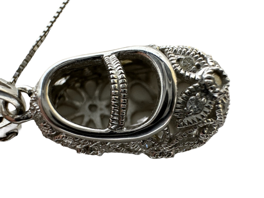 14K Gold With Diamonds Baby Shoe Pendant With 14K Gold 20' Necklace 6.7g [Photo 3]