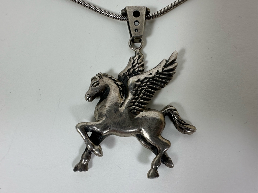 Sterling Silver Pegasus Pendant With Sterling Silver 24' Necklace 26g [Photo 6]