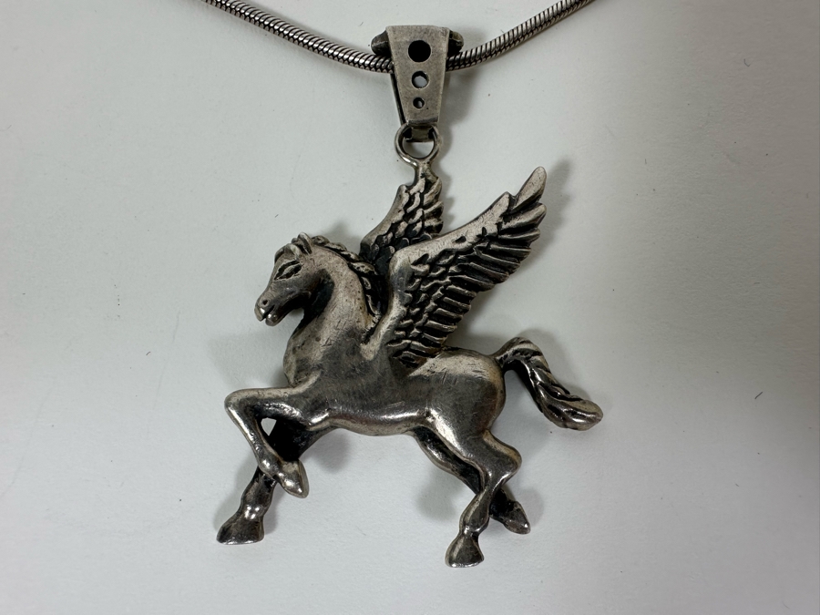 Sterling Silver Pegasus Pendant With Sterling Silver 24' Necklace 26g [Photo 5]