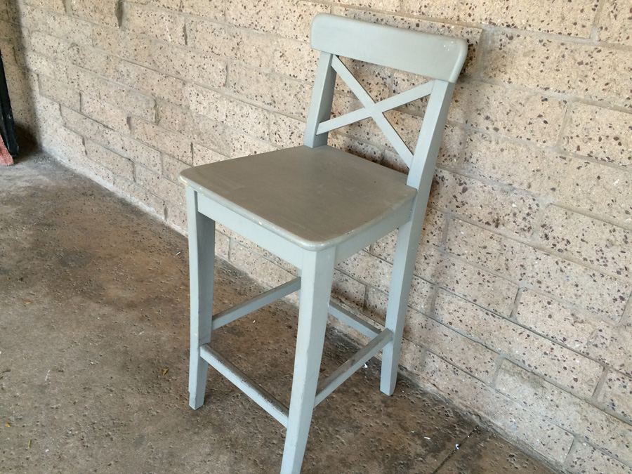 Vintage Blue Chair [Photo 2]