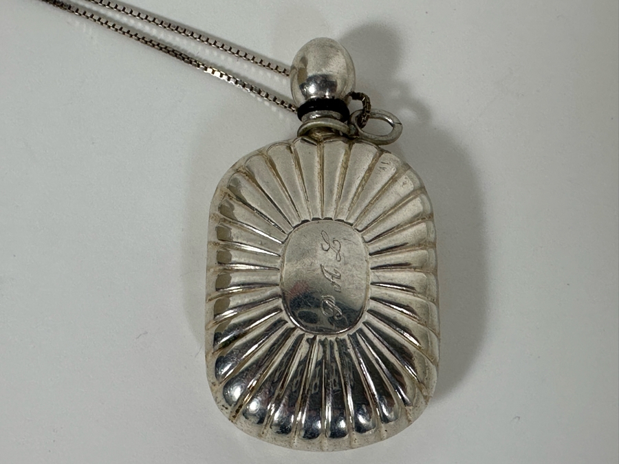 Vintage Sterling Silver Perfume Bottle Pendant With Sterling Silver 20' Necklace 24.5g [Photo 6]