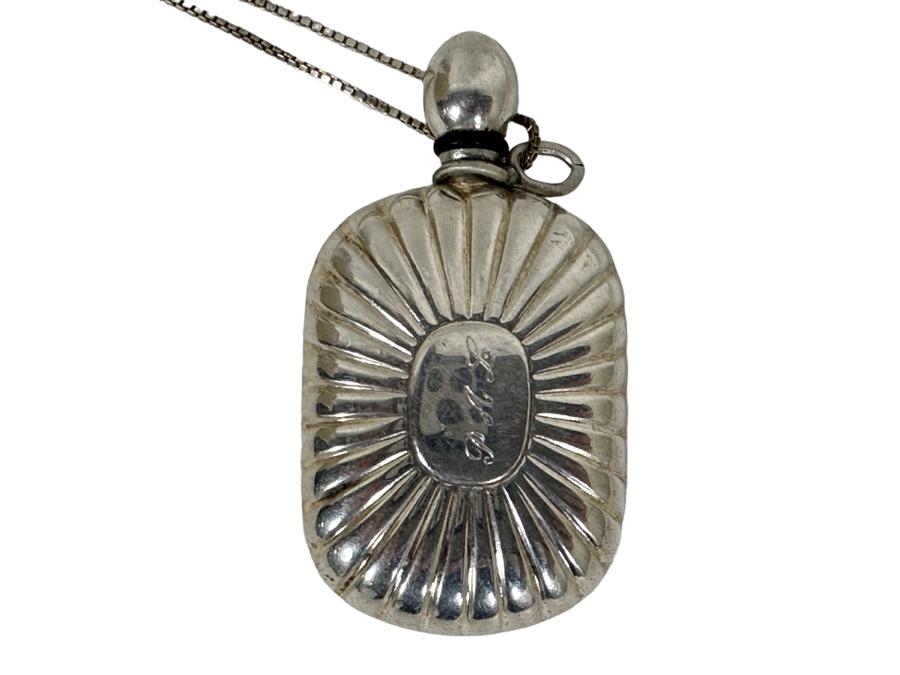 Vintage Sterling Silver Perfume Bottle Pendant With Sterling Silver 20' Necklace 24.5g [Photo 2]