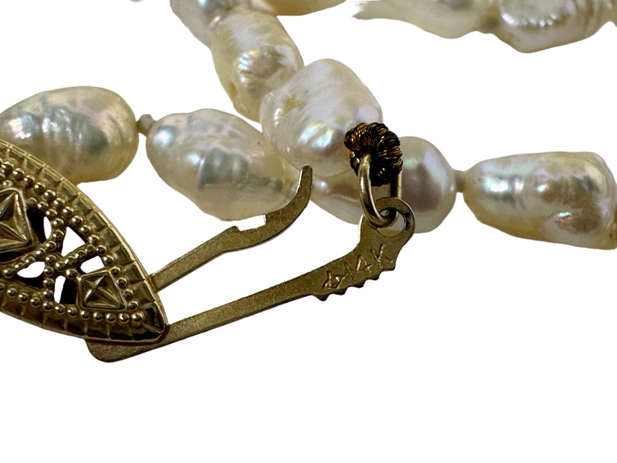 19' Pearl Necklace With 14K Gold Clasp [Photo 3]