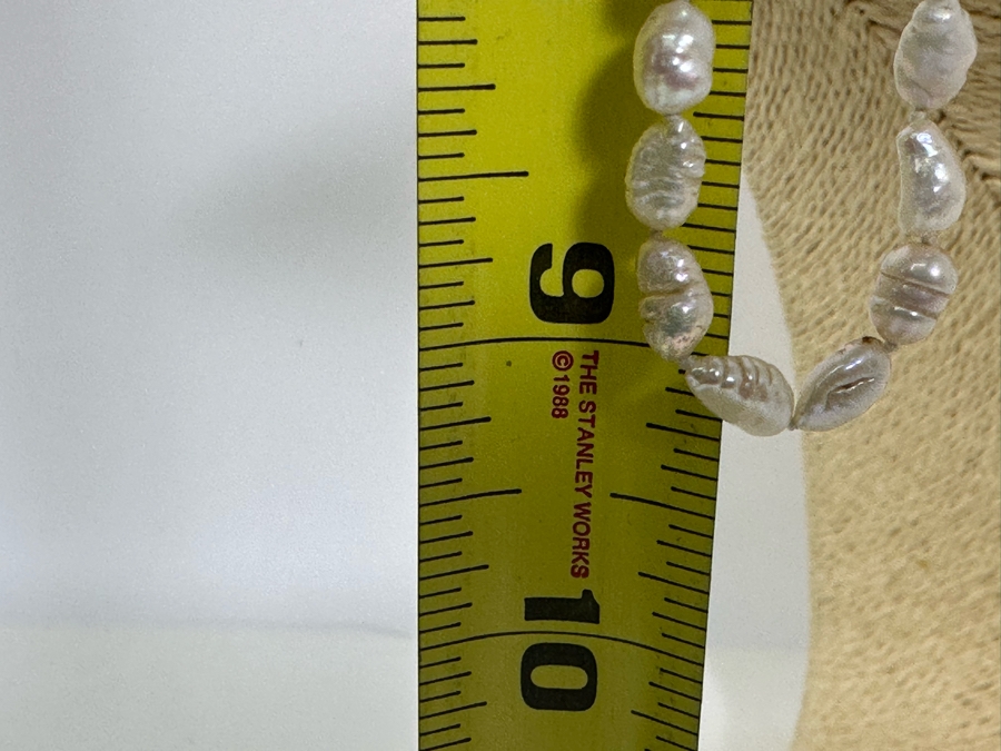 19' Pearl Necklace With 14K Gold Clasp [Photo 11]