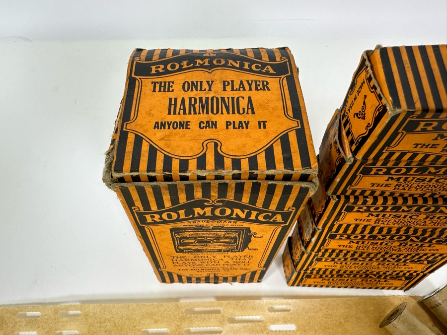 Vintage Rolmonica Player Harmonica With Original Box And 9 Music Rolls [Photo 16]