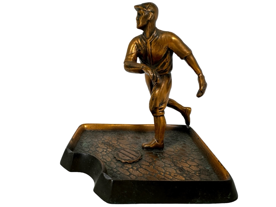Vintage Metal National Baseball Museum And Hall Of Fame Cooperstown, NY Figurine 4.75W X 4.5H [Photo 1]
