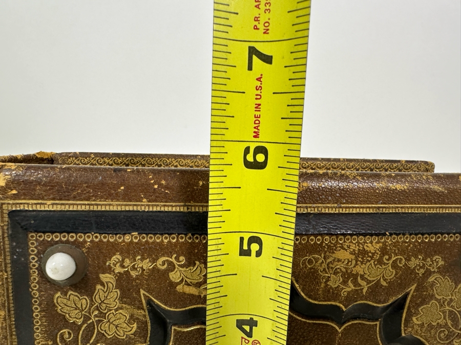 Vintage Photograph Leather Bound Book With Old Family Photos (Binding Is Damaged) 8W X 5.5H X 2.5D [Photo 40]