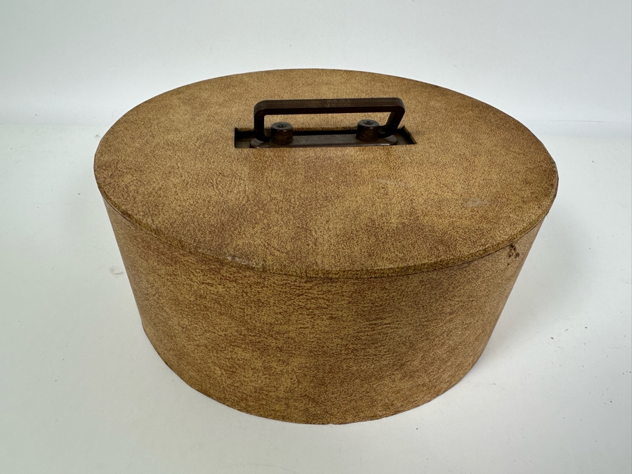 Vintage Bakelite Poker Chips With Carousel Holder 10W X 4H [Photo 8]