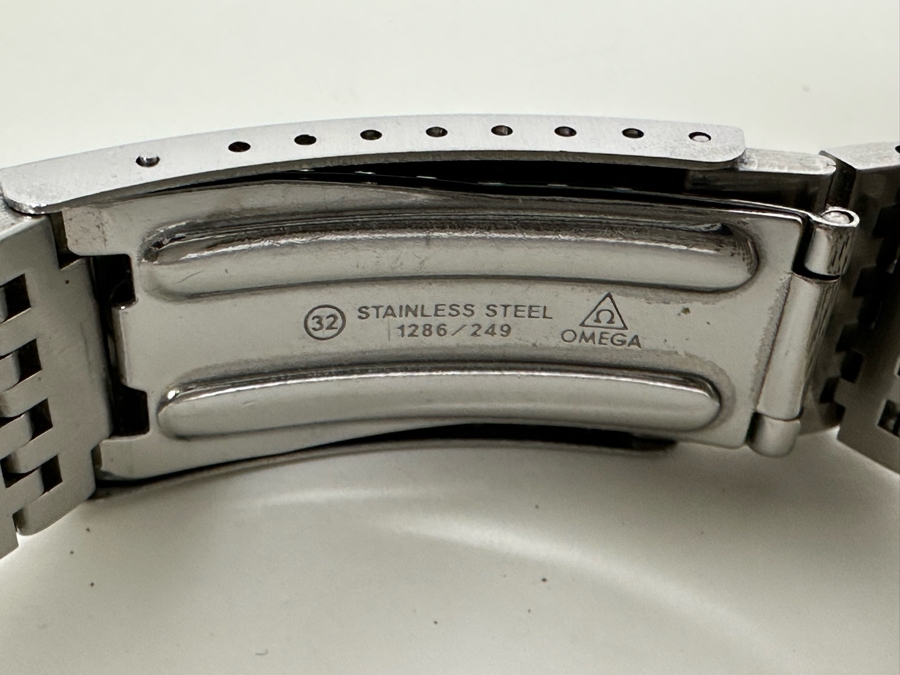 Vintage Men's Omega Seamaster 600 Wrist Watch With Original Omega Watch Band [Photo 8]