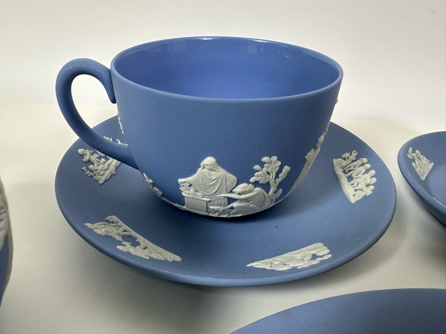 Vintage English Wedgwood Collection [Photo 10]