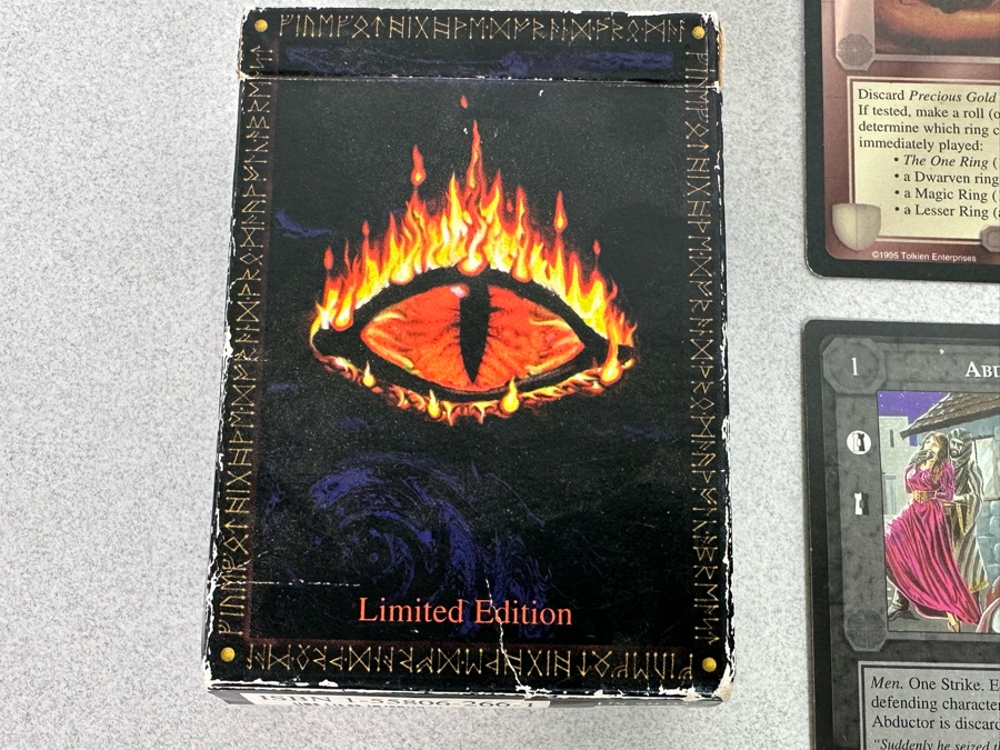 Limited Edition Middle Earth The Wizards J. R. R. Tolkien Cards Plus Rulebook [Photo 4]