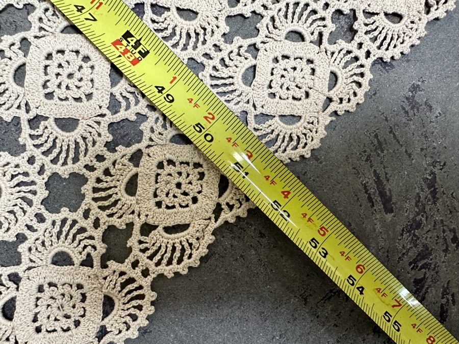 Handmade Crochet Lace Tablecloth 52 X 86 [Photo 6]