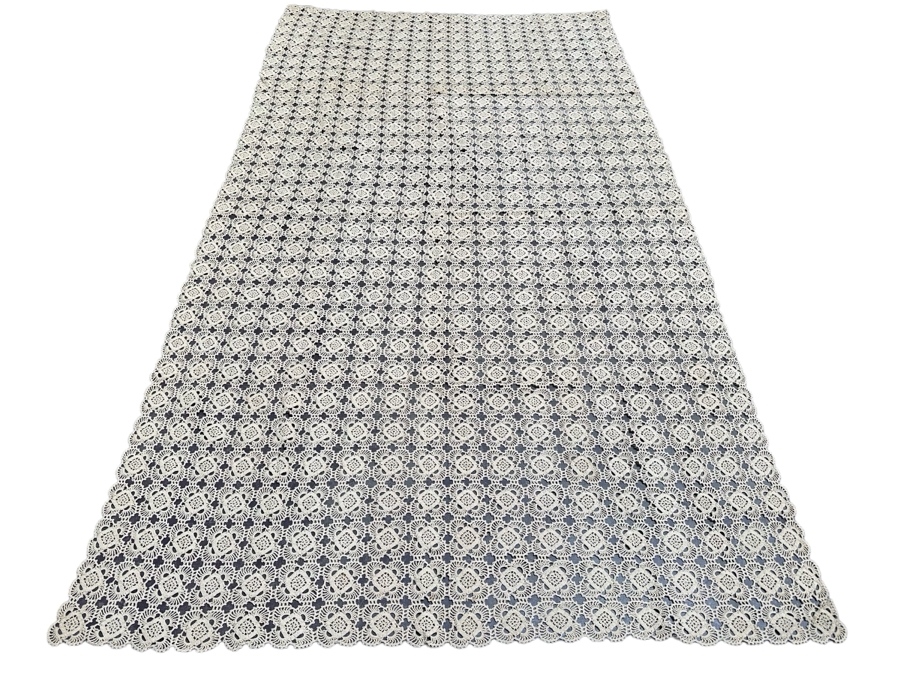 Handmade Crochet Lace Tablecloth 52 X 86