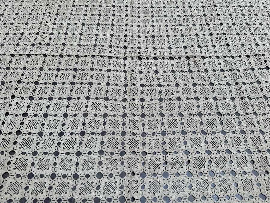 Handmade Crochet Lace Tablecloth Square 48 X 48 [Photo 5]