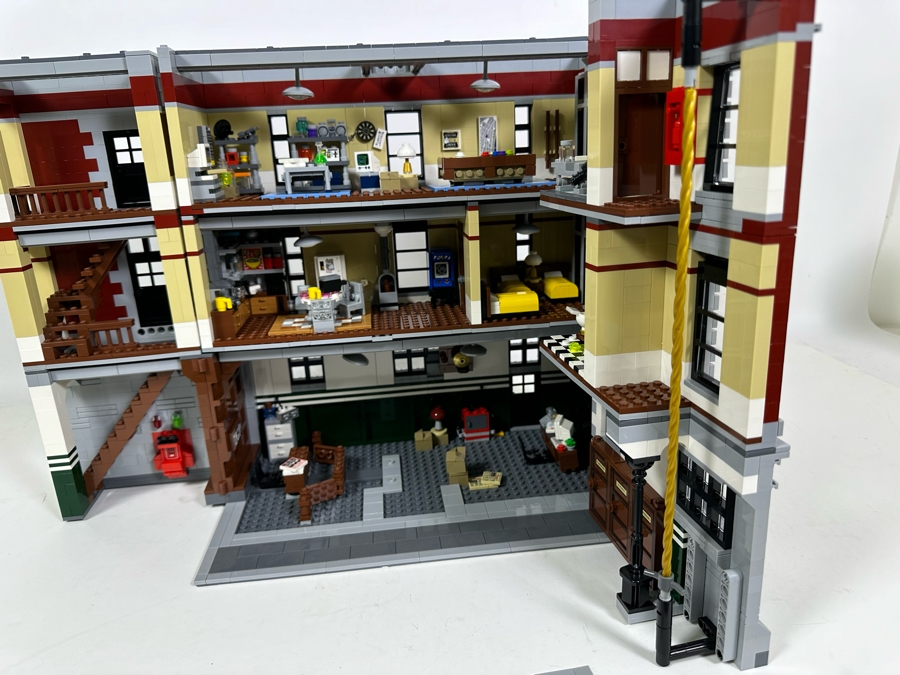 LEGO Set 75827 Ghostbusters Firehouse Headquarters With The Original Instruction Booklets Already Assembled/Not Glued 15W X 10D X 15H [Photo 30]