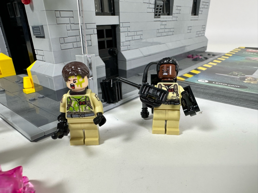 LEGO Set 75827 Ghostbusters Firehouse Headquarters With The Original Instruction Booklets Already Assembled/Not Glued 15W X 10D X 15H [Photo 9]