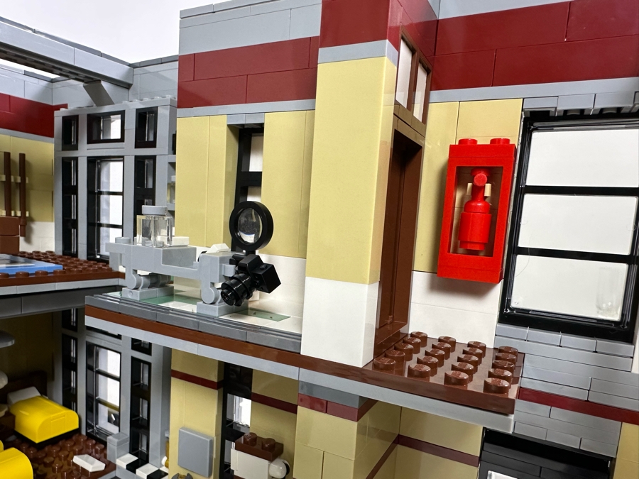 LEGO Set 75827 Ghostbusters Firehouse Headquarters With The Original Instruction Booklets Already Assembled/Not Glued 15W X 10D X 15H [Photo 27]