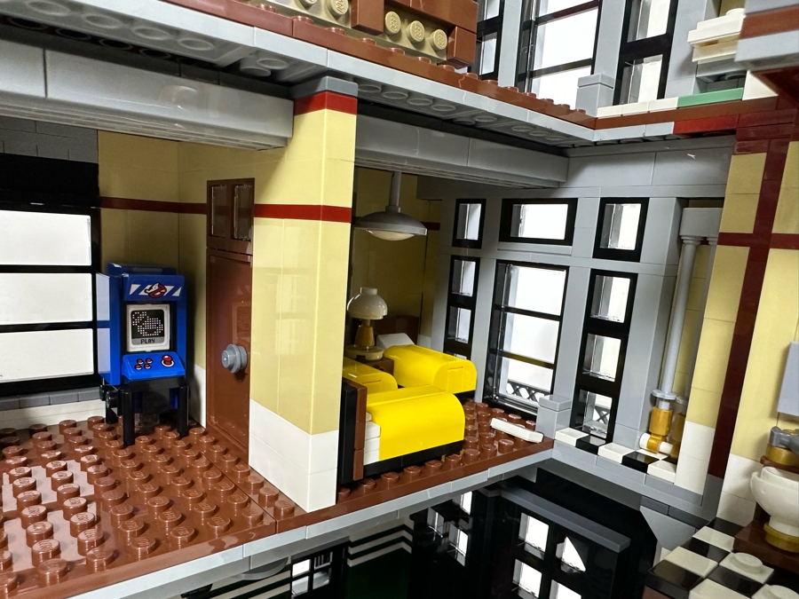 LEGO Set 75827 Ghostbusters Firehouse Headquarters With The Original Instruction Booklets Already Assembled/Not Glued 15W X 10D X 15H [Photo 23]