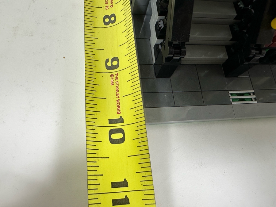 LEGO Creator Set 10218 Pet Shop With The Original Instruction Booklets Already Assembled/Not Glued 10W X 10D X 11H [Photo 23]