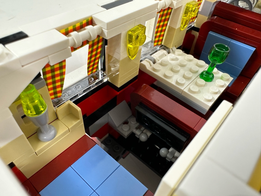 LEGO Set 10220 Volkswagen T1 Camper Van With The Original Instruction Booklets Already Assembled/Not Glued 11.5W X 5D X 5.5H [Photo 20]