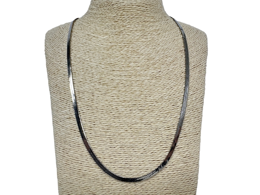 Sterling Silver 24' Herringbone Necklace 12.8g
