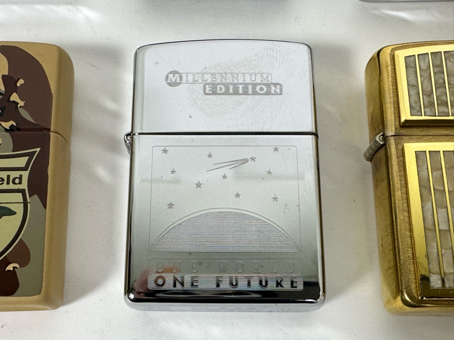 Collection Of 24 Vintage Zippo Lighters Bradford, PA Never Used [Photo 5]