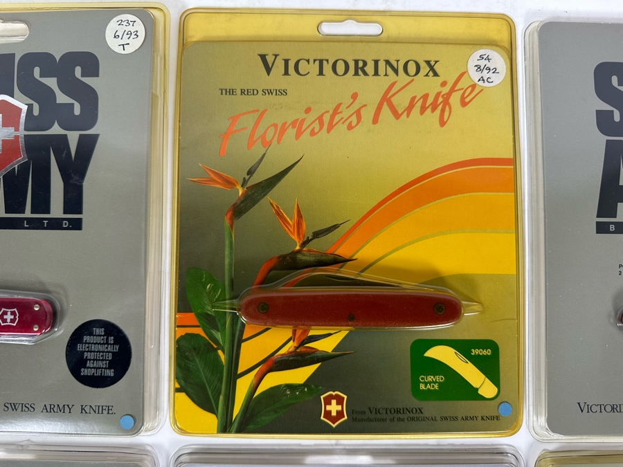 Six New In Packaging Swiss Army Knives Including The Money Clip Knife, The Florist's Knife, The Pocket Pal Knife, Mechanic Knife, The Official Boy Scout Adventurer Knife And Recruit Knife [Photo 6]
