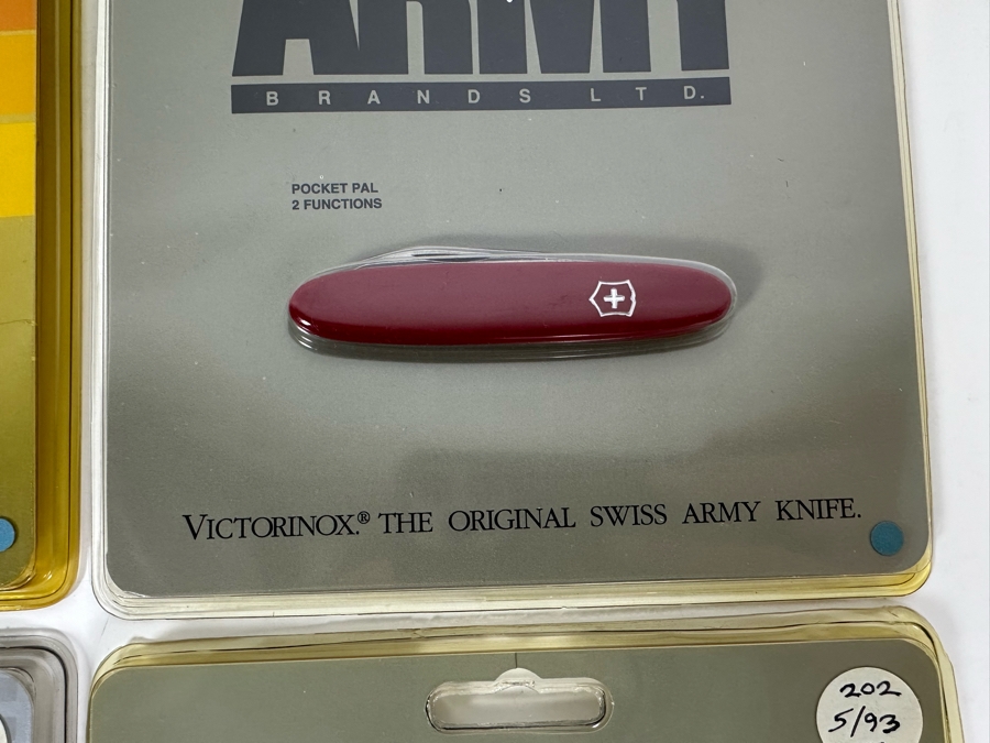 Six New In Packaging Swiss Army Knives Including The Money Clip Knife, The Florist's Knife, The Pocket Pal Knife, Mechanic Knife, The Official Boy Scout Adventurer Knife And Recruit Knife [Photo 9]