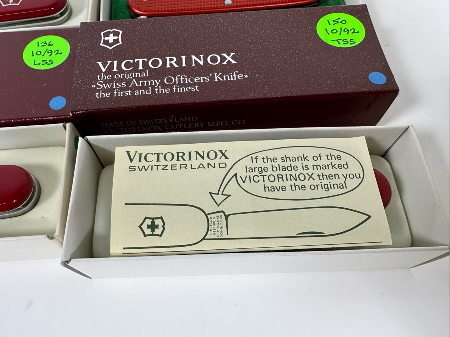 (12) Victorinox Swiss Army Knives With Original Boxes - See Description For Knife Types [Photo 8]