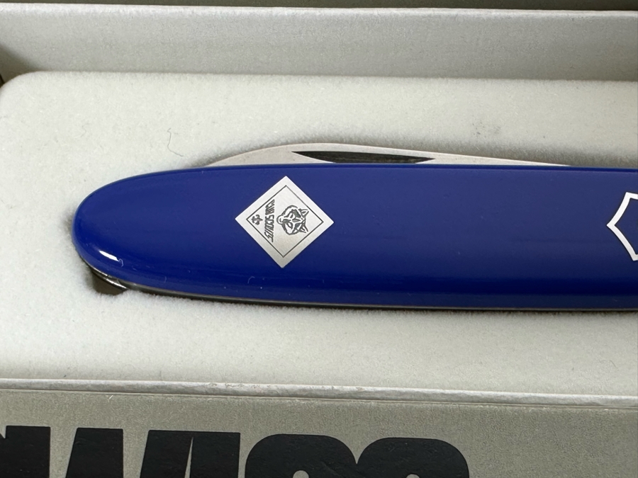 (9) Swiss Army Knives With Original Boxes - See Details For Types Of Knives [Photo 4]