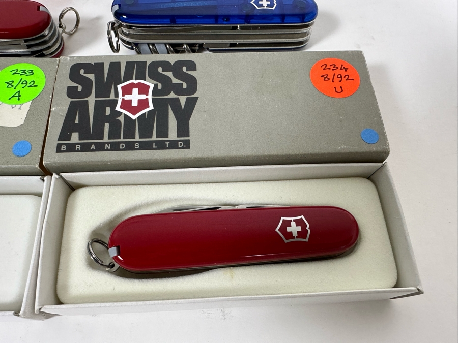 (9) Swiss Army Knives With Original Boxes - See Details For Types Of Knives [Photo 12]