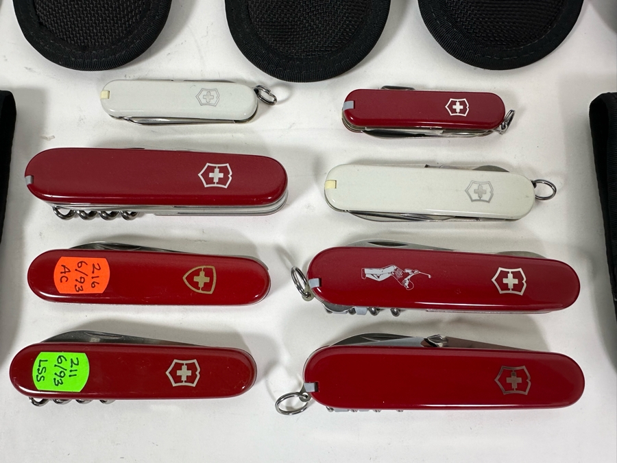 (8) Swiss Army Knives With (7) Swiss Army Knife Belt Pouches [Photo 4]