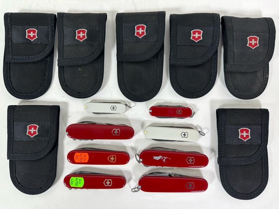 (8) Swiss Army Knives With (7) Swiss Army Knife Belt Pouches [Photo 2]