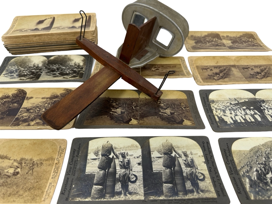 Antique Underwood & Underwood Stereoscope With 40 Antique Stereoviews Including Soldiers At War [Photo 1]