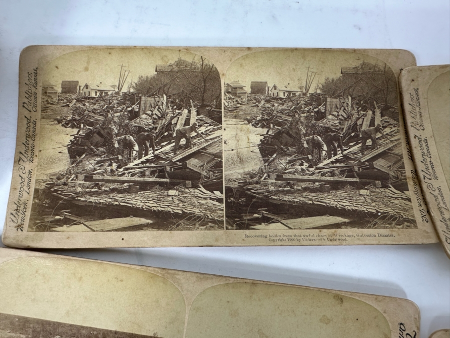 Antique Underwood & Underwood Stereoscope With 40 Antique Stereoviews Including Soldiers At War [Photo 17]