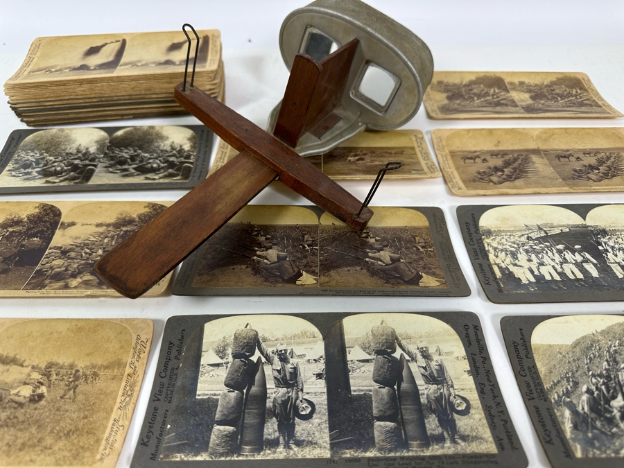 Antique Underwood & Underwood Stereoscope With 40 Antique Stereoviews Including Soldiers At War [Photo 3]