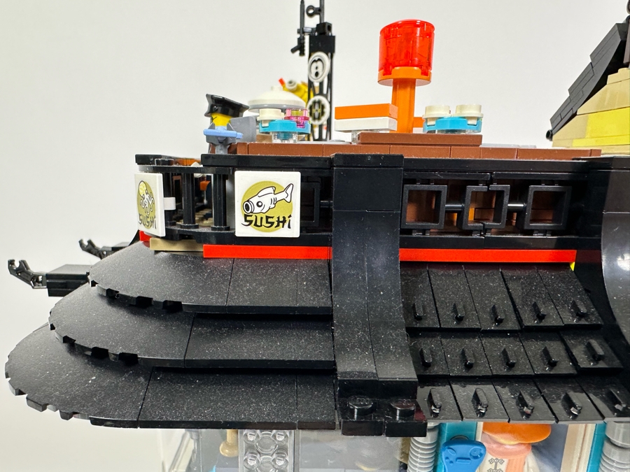 LEGO The Ninjago Movie Ninjago City Set 70620 With The Original Instruction Booklets Already Assembled/Not Glued 10W X 10D X 20H [Photo 10]