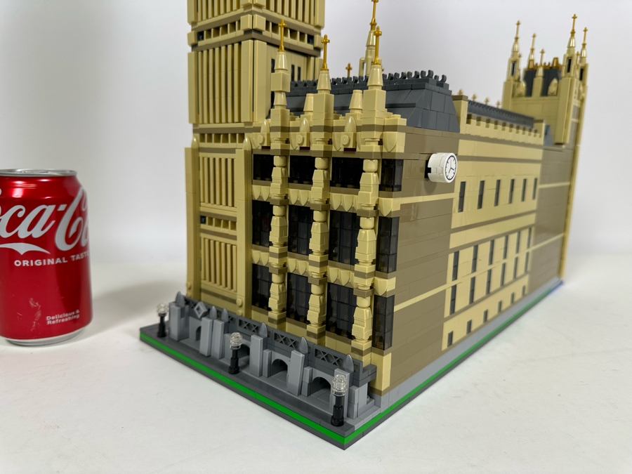 LEGO Creator Set 10253 Big Ben England With The Original Instruction Booklets Already Assembled/Not Glued 17.5W X 8D X 24H [Photo 9]