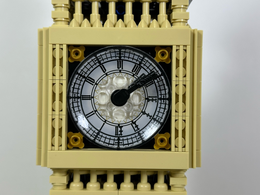 LEGO Creator Set 10253 Big Ben England With The Original Instruction Booklets Already Assembled/Not Glued 17.5W X 8D X 24H [Photo 5]