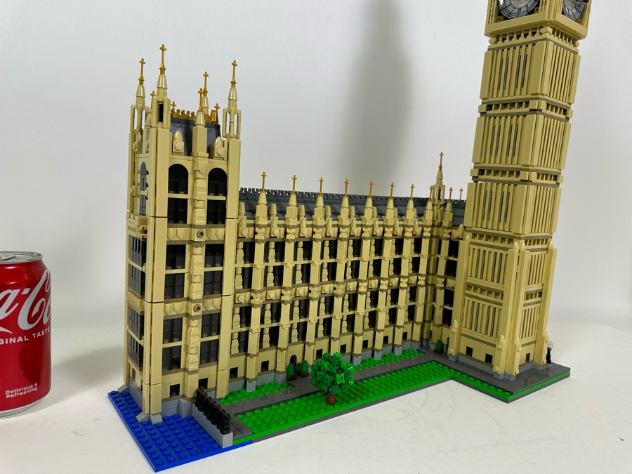 LEGO Creator Set 10253 Big Ben England With The Original Instruction Booklets Already Assembled/Not Glued 17.5W X 8D X 24H [Photo 12]