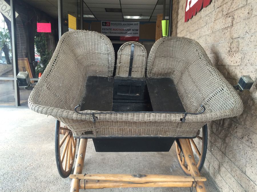 Governess Buggy with Complete Harness [Photo 14]