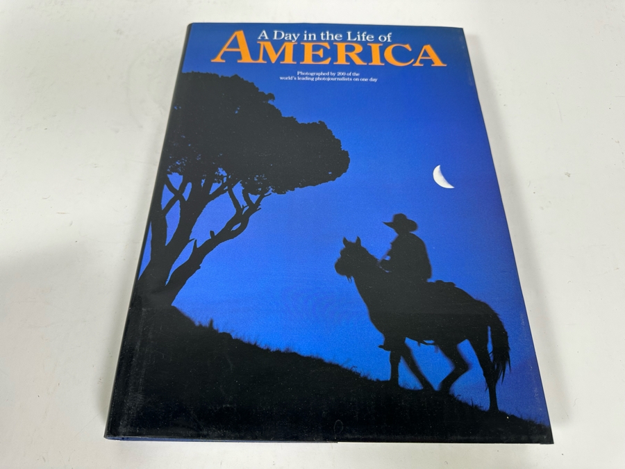 Seven Hardcover Coffee Table Books [Photo 10]