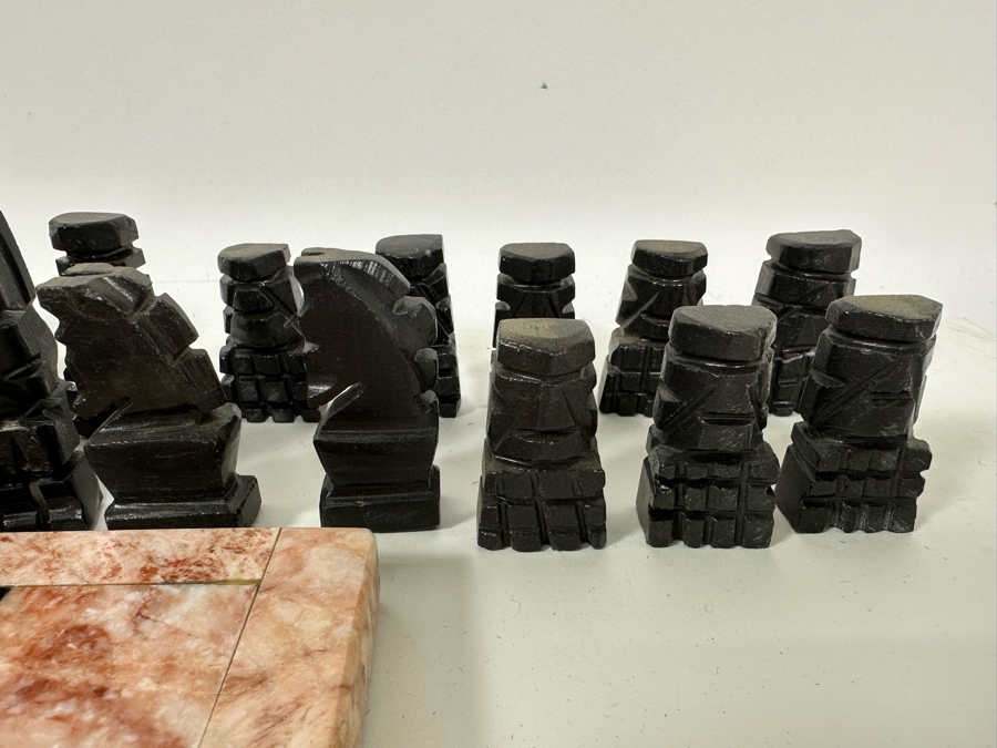 Marble Chess Board 14 X 14 Complete With 32 Carved Marble Chess Pieces [Photo 8]