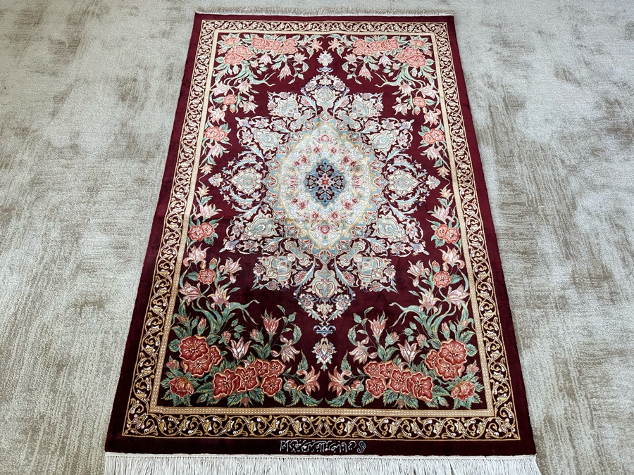 Vintage Finely Hand Knotted SIGNED Silk Persian Area Rug 31 X 49 [Photo 2]