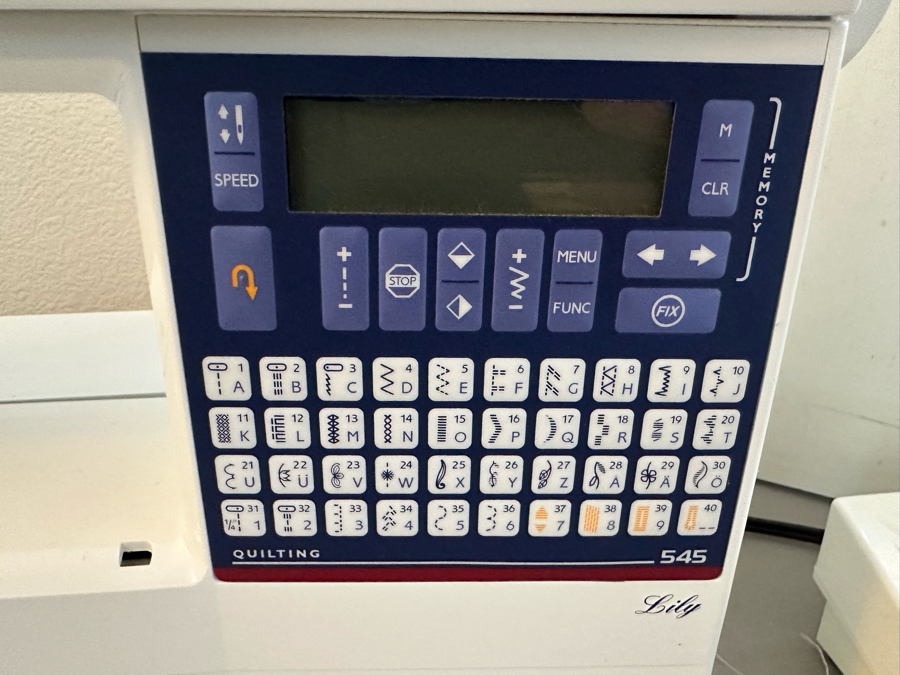 Husqvarna VIKING Quilting 545 Lily Sewing Machine [Photo 7]