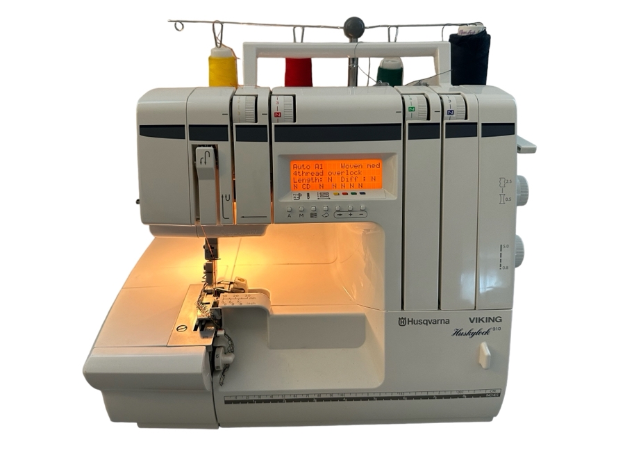 Husqvarna VIKING Huskylock 910 Sewing Machine